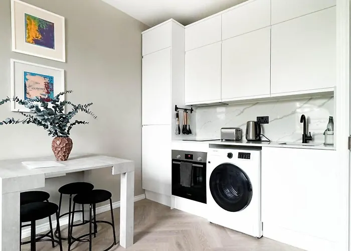 Bright Central Flat Close To Hyde Park