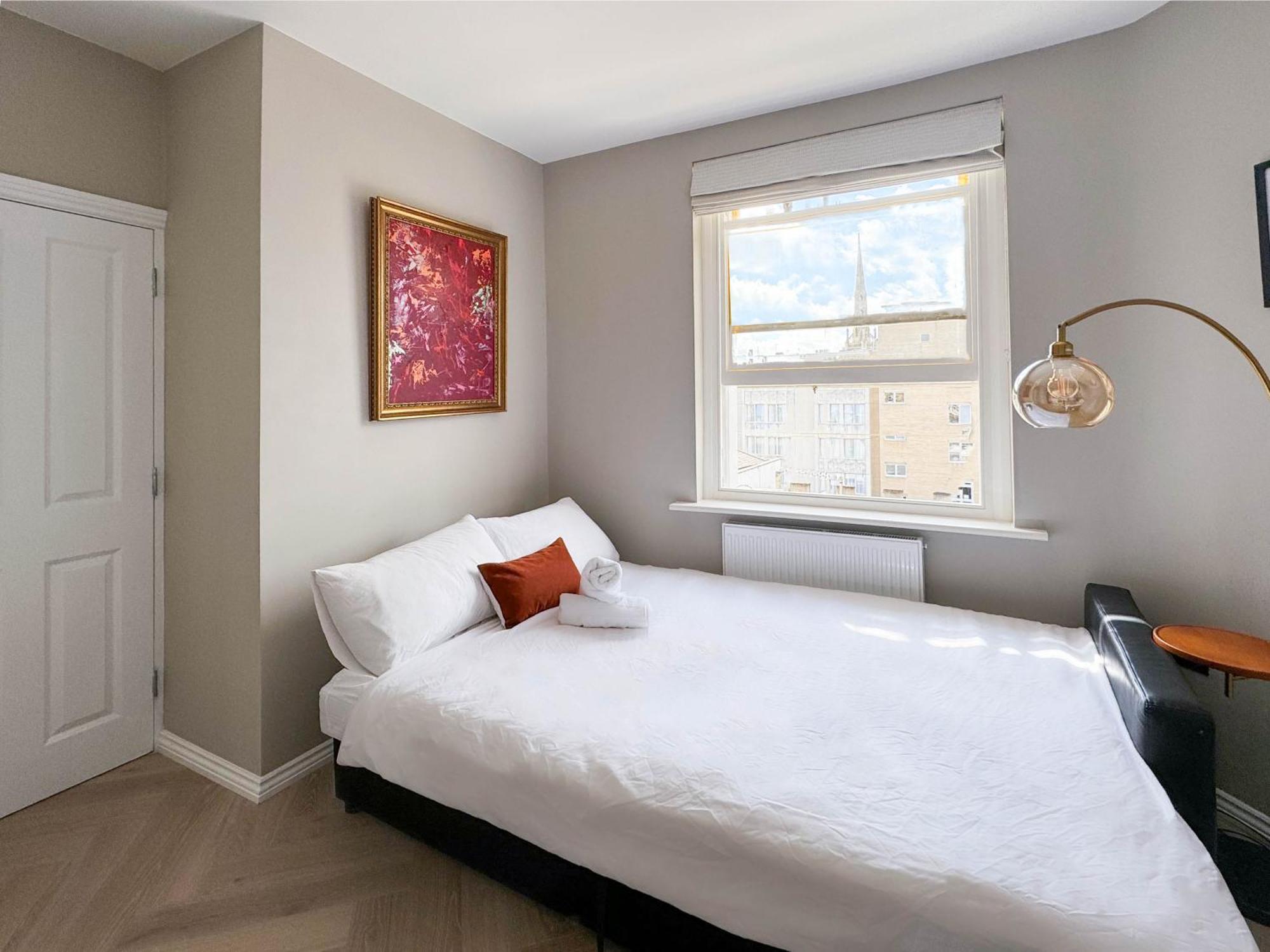 Apartment Bright Flat Close To Hyde Park *