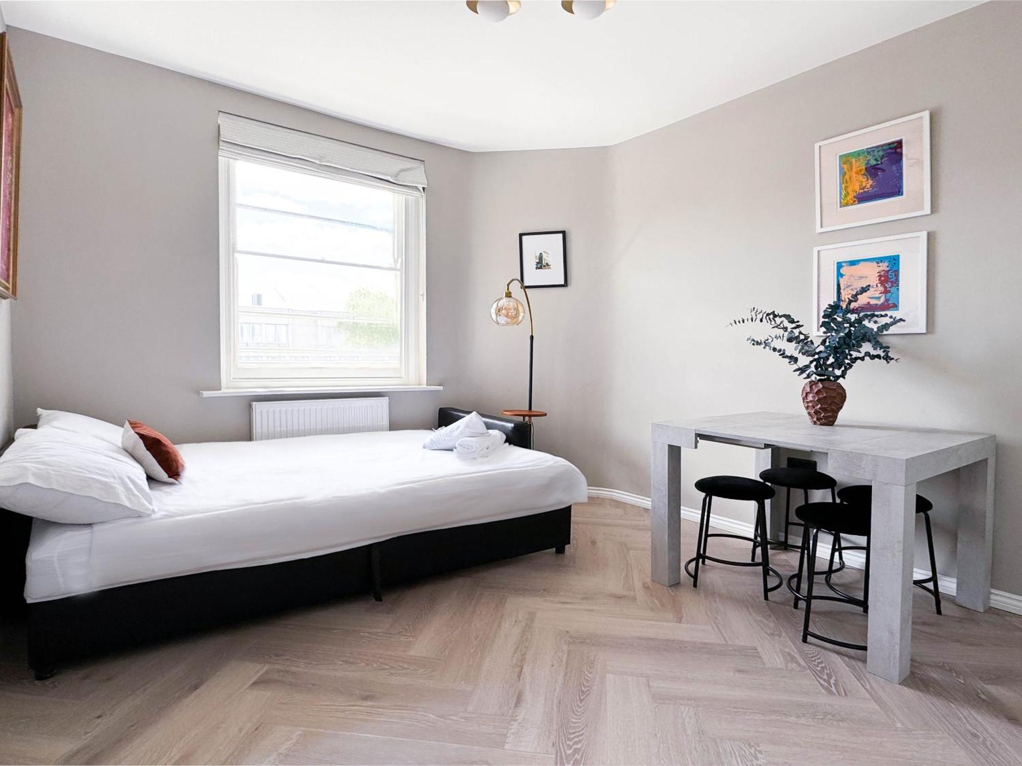 Bright Flat Close To Hyde Park Apartment London